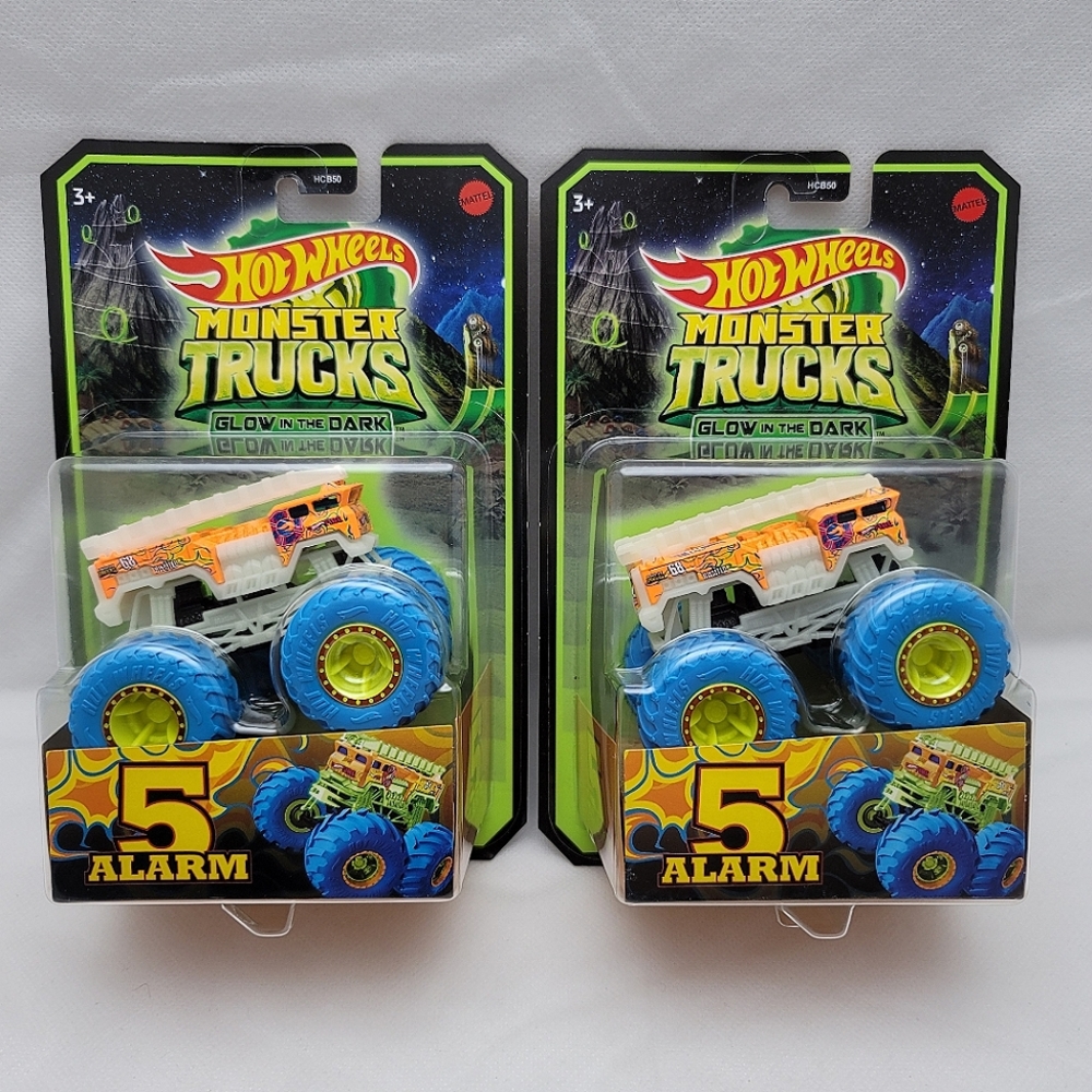 Hot Wheels Monster Trucks Glow In The Dark 5 Alarm *Treasure Hunt*